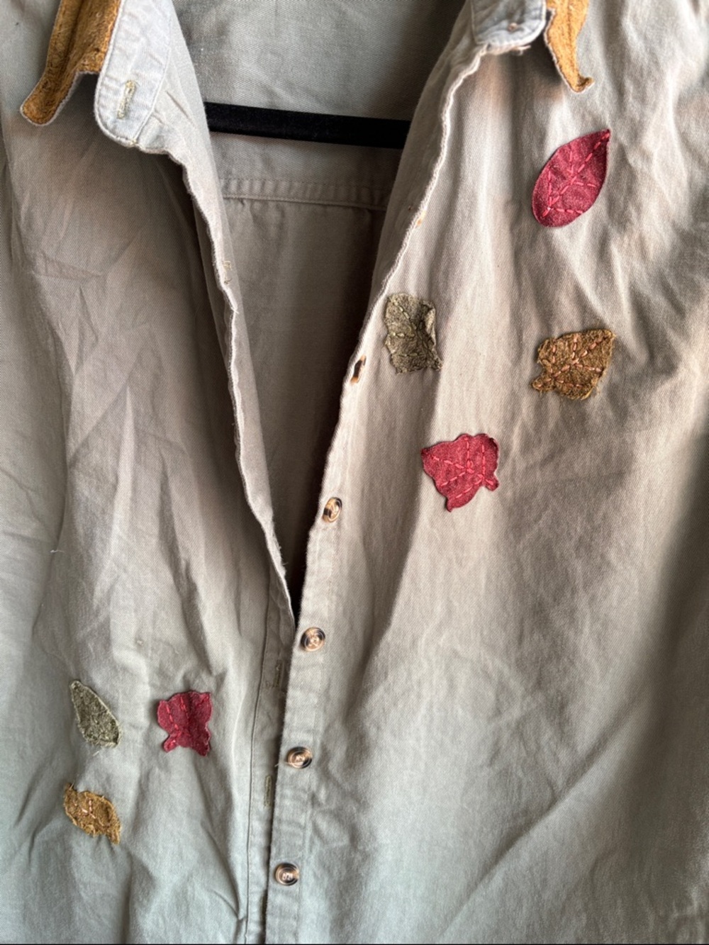 Sage Utility Jacket with Contrast Corduroy Collar and Embroidered Leaves - Picture 3 of 4